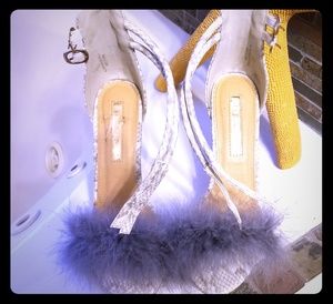 Fur heels